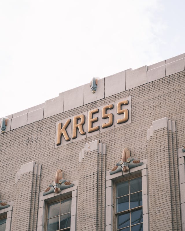 1722910309428724.jpg pexels-loquellano-13926797.jpg